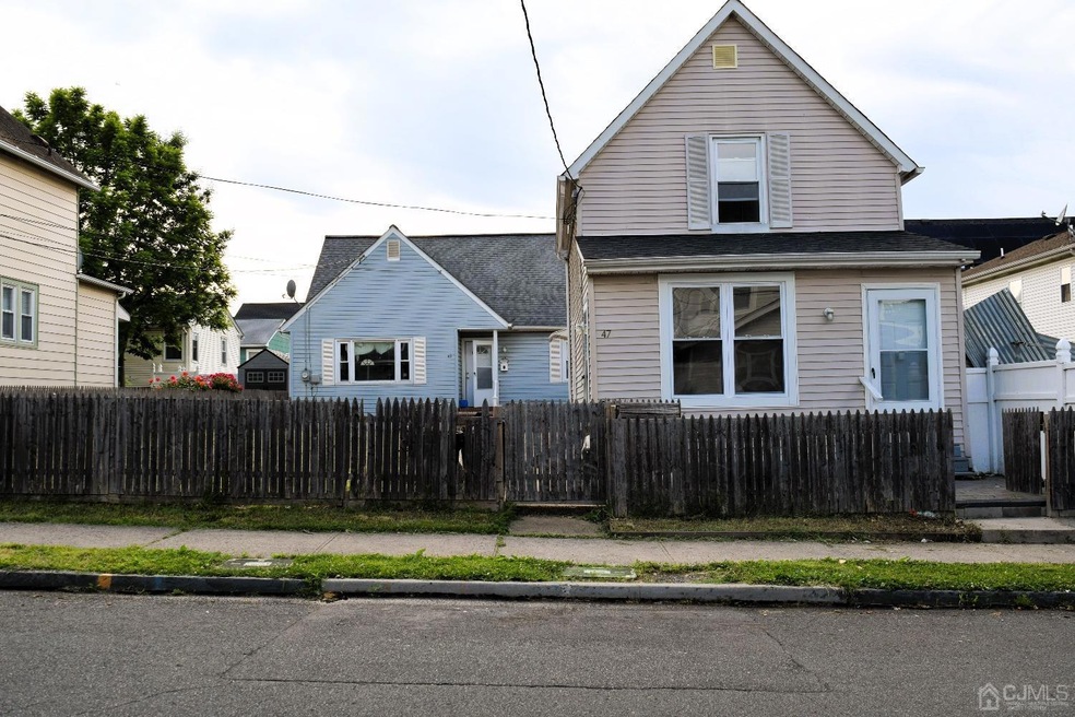 47 Christopher St unit 47, Carteret, NJ 07008 - photo 1