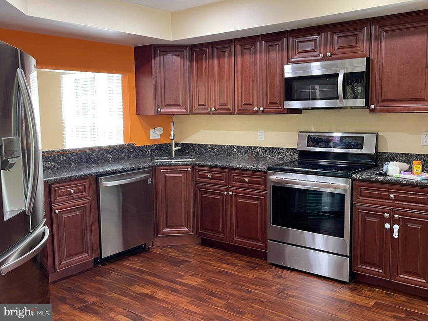 4505 Fox Pointe Ct unit 4505, Glen Mills, PA 19342 - photo 1