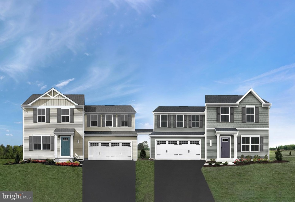 930 Raeann Dr, Greencastle, PA 17225 - photo 1