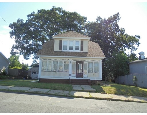 18 Lakeview Ave, Ludlow, MA 01056 - photo 1