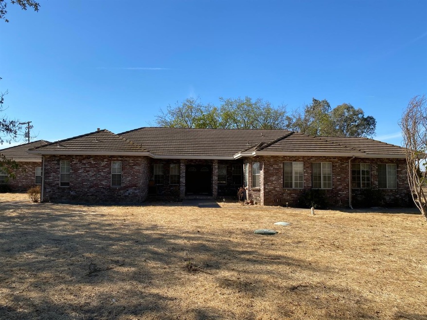 25147 N Graham Rd, Acampo, CA 95220 - photo 1