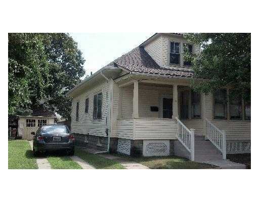 18 Bow St, Cranston, RI 02905 - photo 1