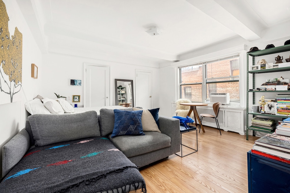 70 Remsen St unit 7J, Brooklyn, NY 11201 - photo 1