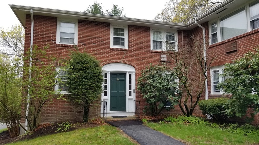21 Park Ave unit 2, Foxboro, MA 02035 - photo 1
