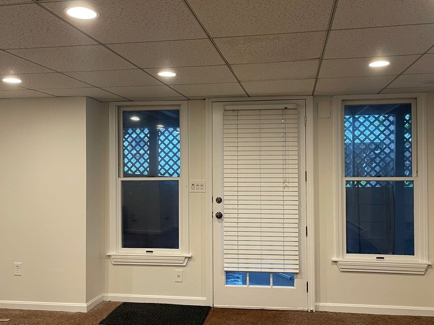 35 Williams Ave, Hyde Park, MA 02136 - photo 1