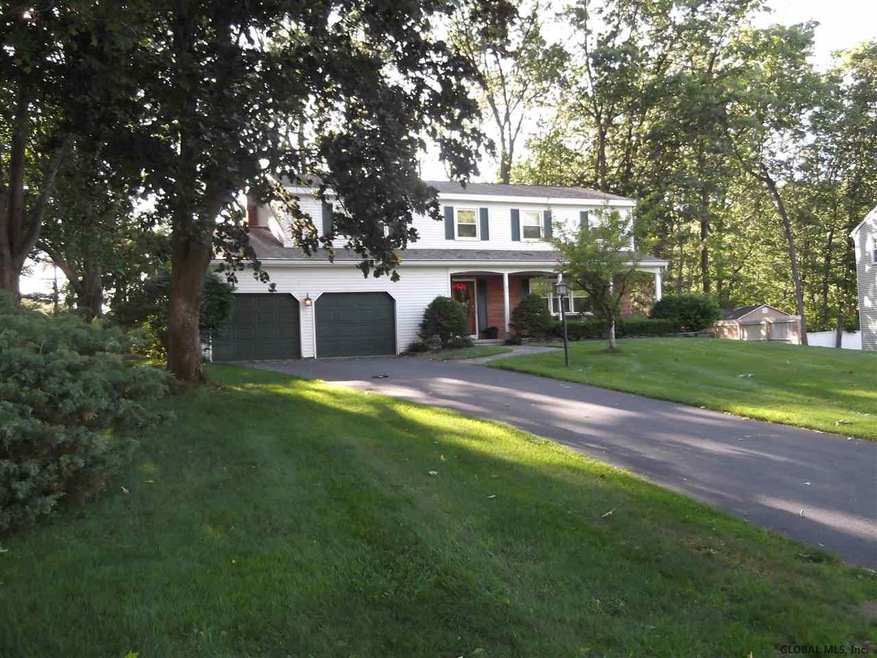 23 Bethwood Dr, Albany, NY 12211 - photo 1