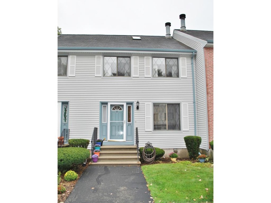 29 Vanden Rd, Merrimack, NH 03054 - photo 1