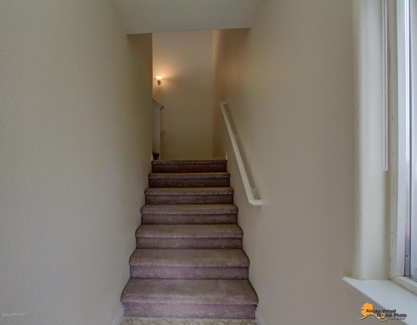 5635 E 43rd Ave unit C, Anchorage, AK 99504 - photo 1