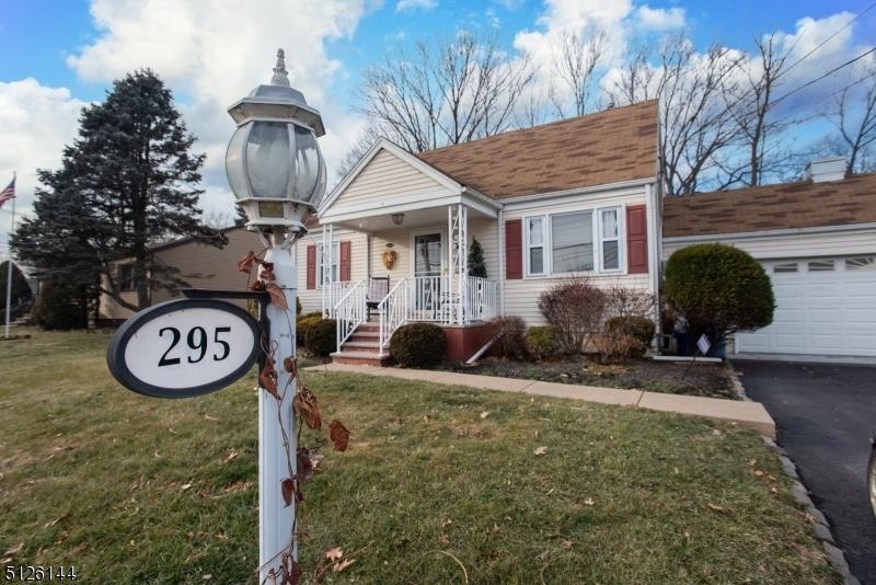 295 Lincoln Blvd, Middlesex, NJ 08846 - photo 1