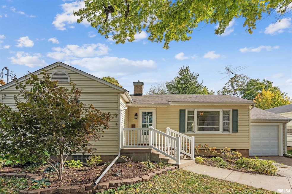 712 S Spring St, Geneseo, IL 61254 - photo 1