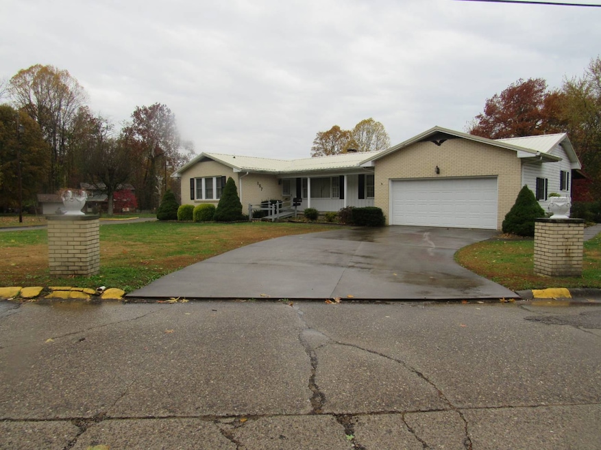 157 E Thistle Ct, New Martinsville, WV 26155 - photo 1