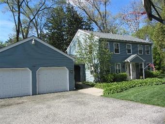 2050 Greenview Rd, Northbrook, IL 60062 - photo 1