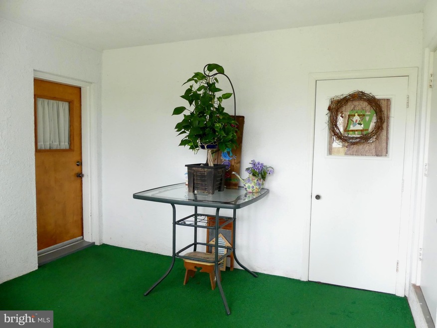 210 Stocksdale Ave, Reisterstown, MD 21136 - photo 1