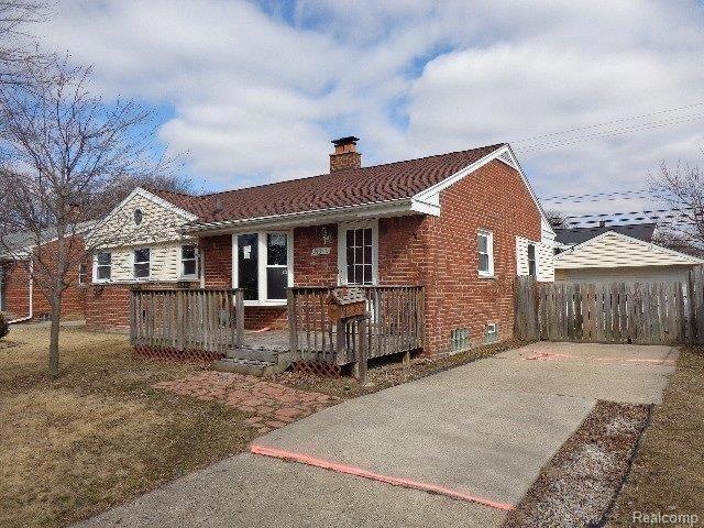 261-918900 Front Right.JPG
