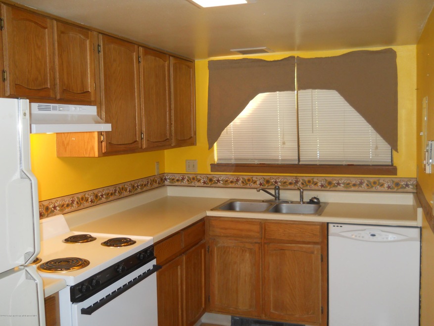 1050 E 7th St, Craig, CO 81625 - photo 1