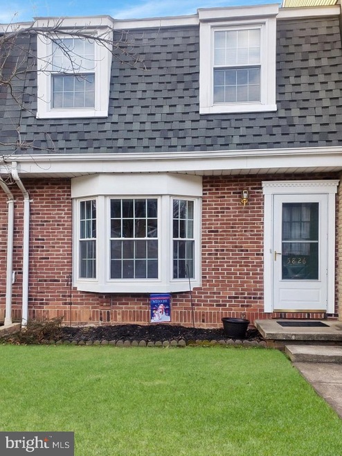 5826 Richardson Mews Square, Halethorpe, MD 21227 - photo 1