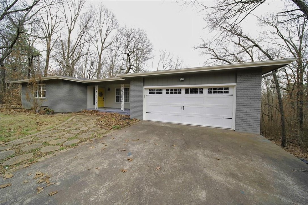 39 Leicester Dr, Bella Vista, AR 72714 - photo 1