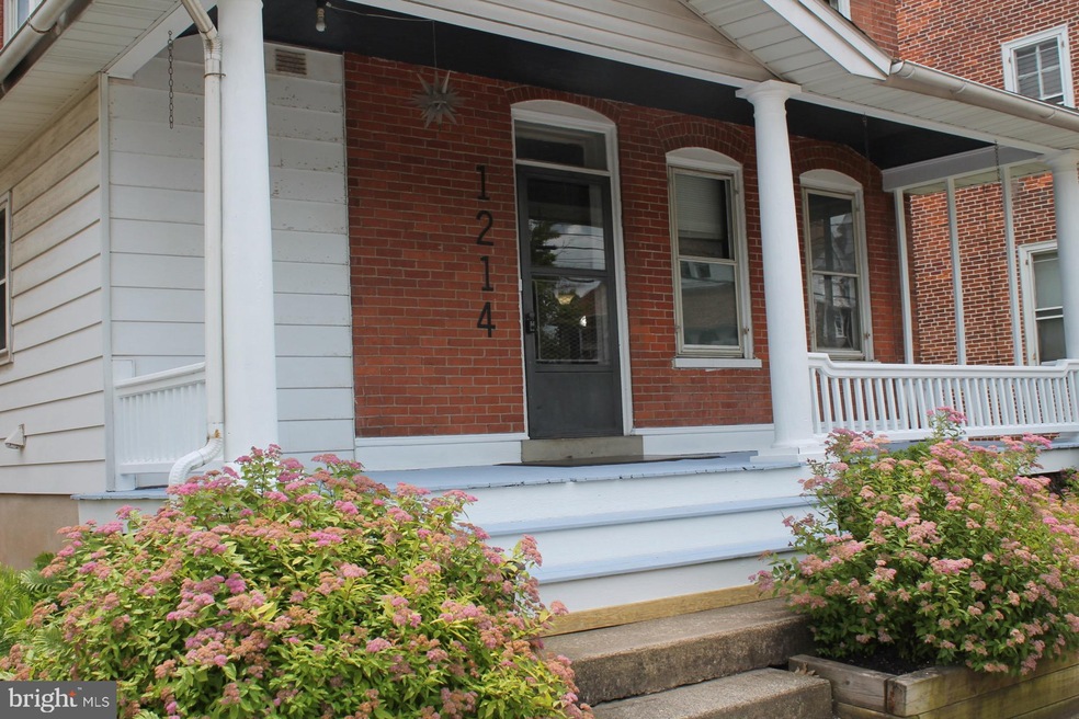 1214 W Broad St, Quakertown, PA 18951 - photo 1