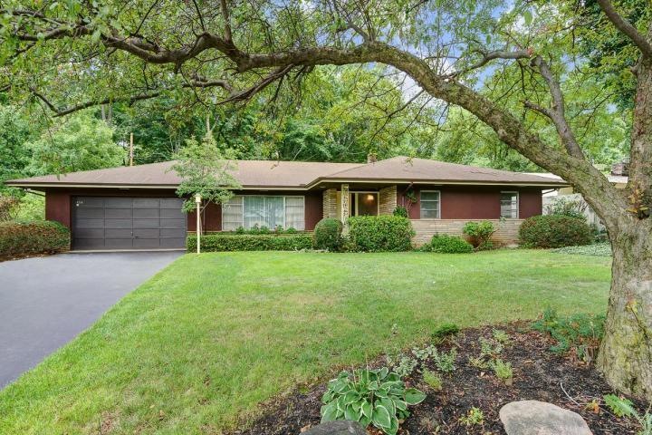 434 E Schreyer Place, Columbus, OH 43214 - photo 1