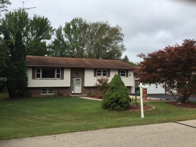 655 French Glen, Oregon, WI 53575 - photo 1