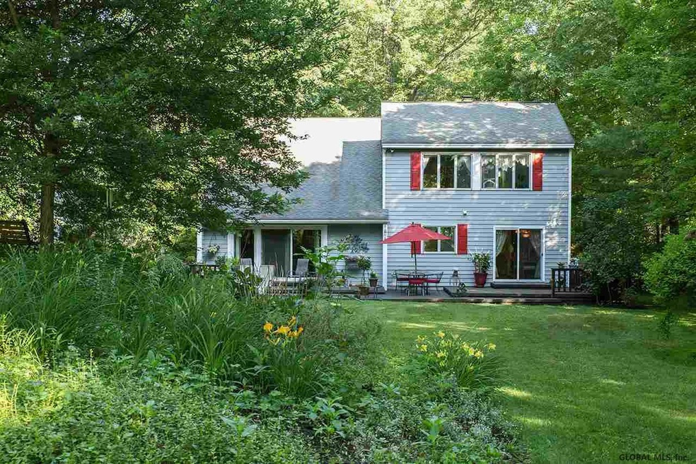 37 Fieldstone Dr, Gansevoort, NY 12831 - photo 1