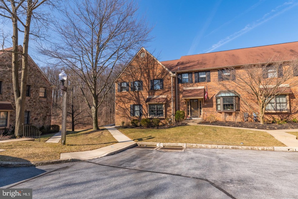 122 Putney Ln, Malvern, PA 19355 - photo 1