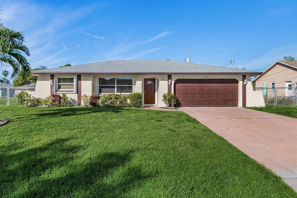 4404 SW 7th Ave, Cape Coral, FL 33914 - photo 1
