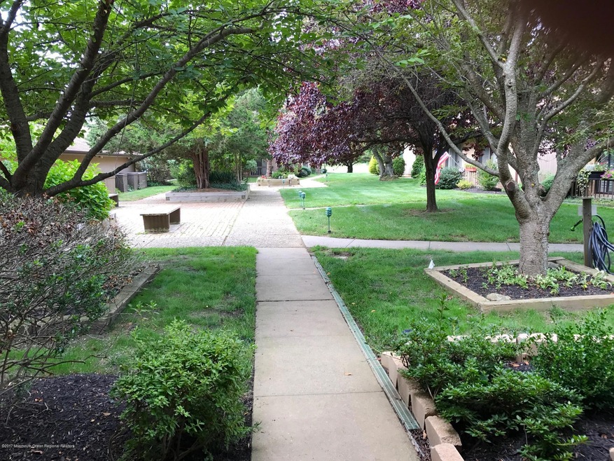 44 Claremont Ct unit 35D, Red Bank, NJ 07701 - photo 1