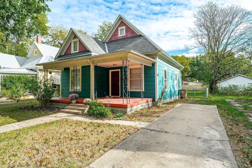 For Sale $105,000 • Co-Listing Agent