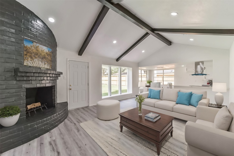 8015 Green Lawn Dr, Houston, TX 77088 - photo 1