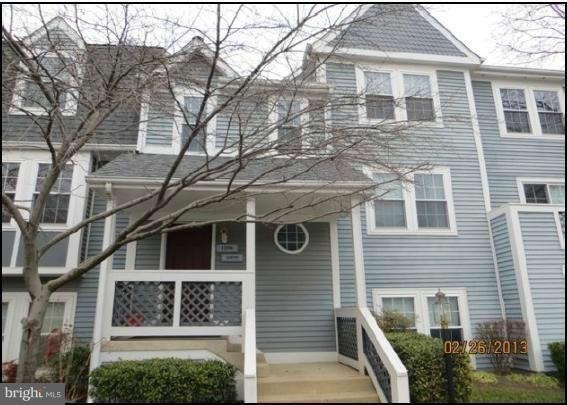 12898C Grays Pointe Rd unit C, Fairfax, VA 22033 - photo 1