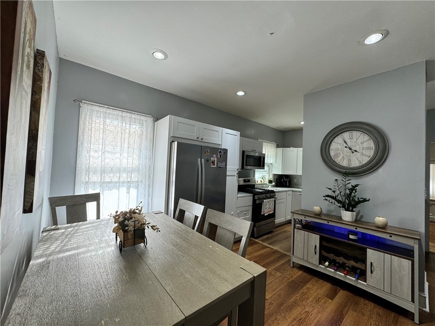 32 Reynolds Ave unit 1, Providence, RI 02905 - photo 1