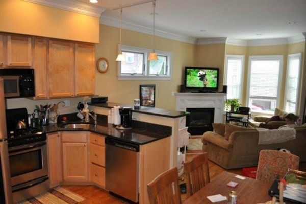 138 N St unit 1, Boston, MA 02127 - photo 1