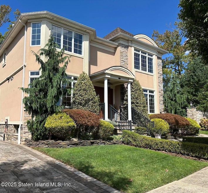 Under Contract $1,399,000