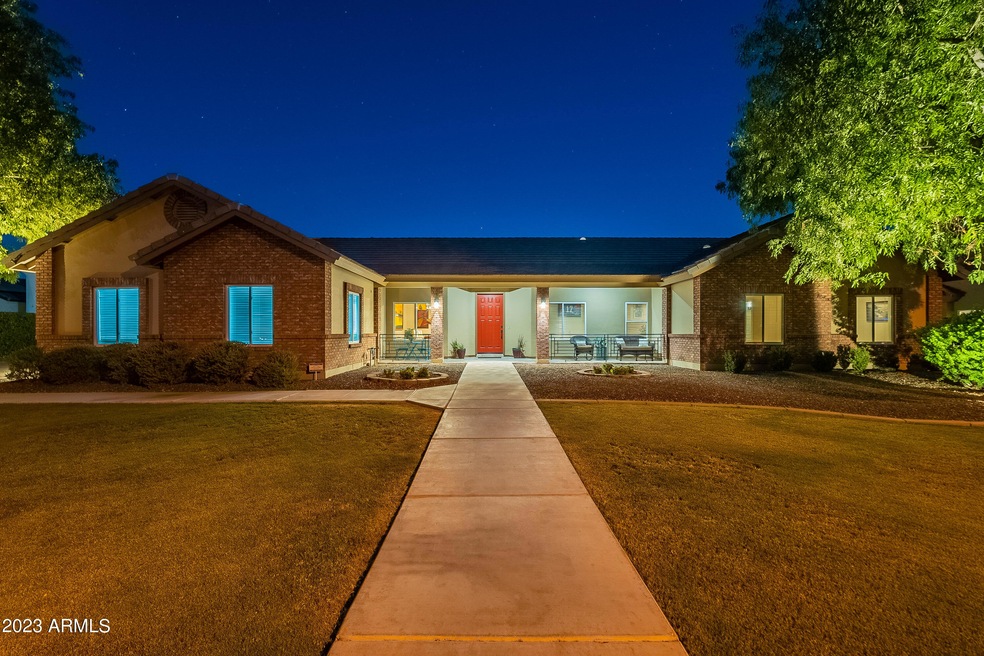 691 N Tatum ln