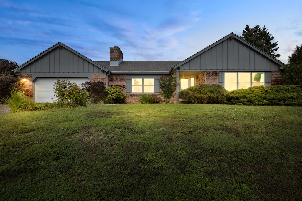 5740 Foothill Dr, Racine, WI 53403 - photo 1