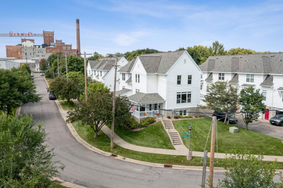 415 Colborne St unit 415, Saint Paul, MN 55102 - photo 1