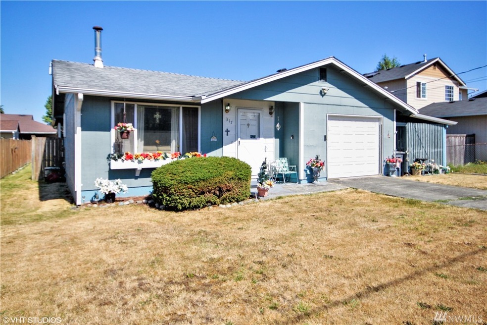 317 Calistoga St W, Orting, WA 98360 - photo 1