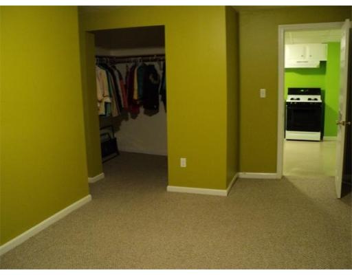 561 Hollis St unit 3, Framingham, MA 01702 - photo 1