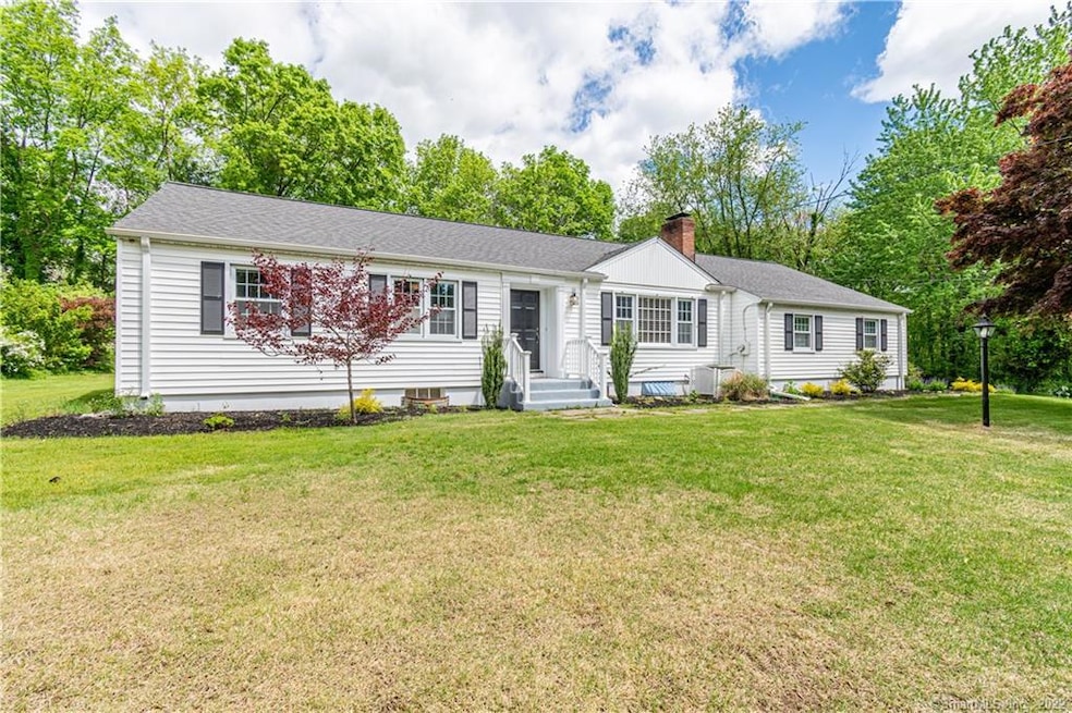 178 Cummings Dr, Orange, CT 06477 - photo 1