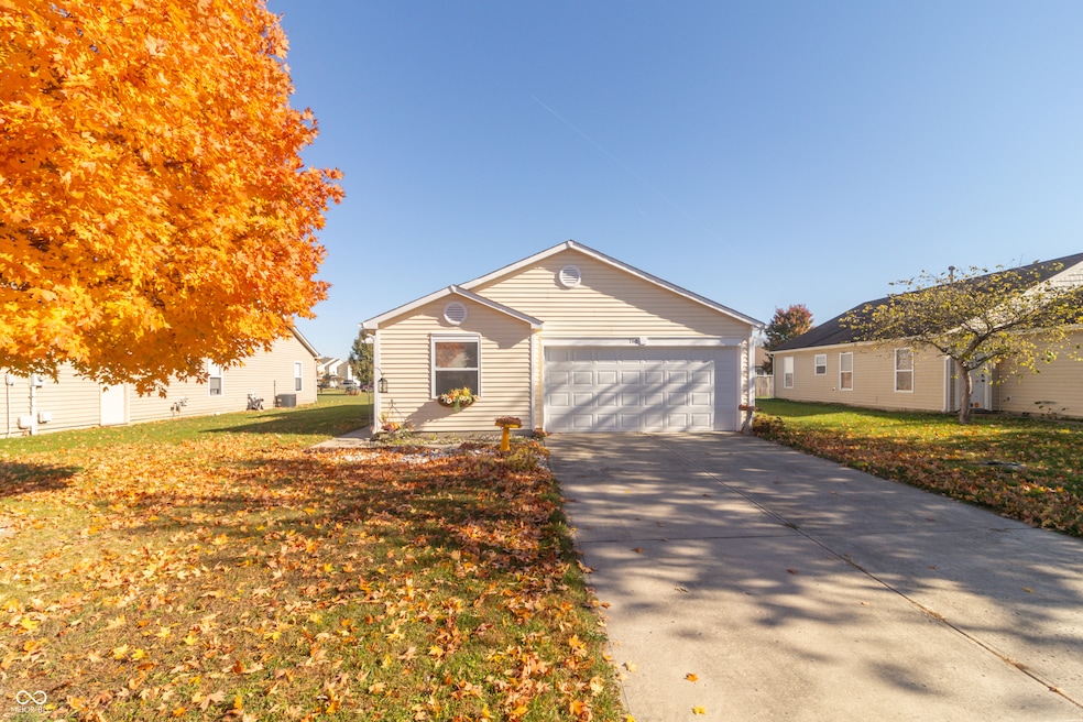 765 Indigo Ct, Greenfield, IN 46140 - photo 1