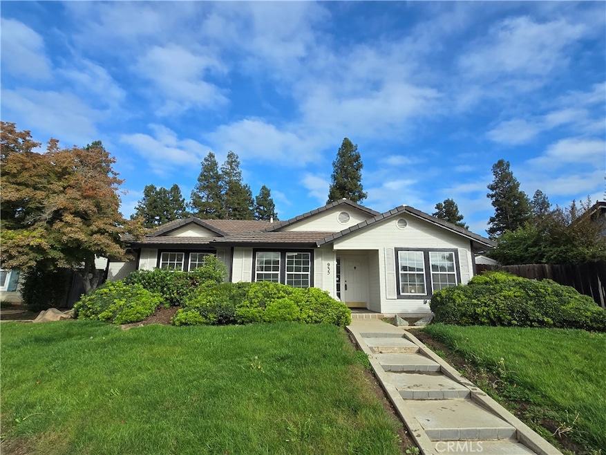 935 Doe Ct, Merced, CA 95340 - photo 1