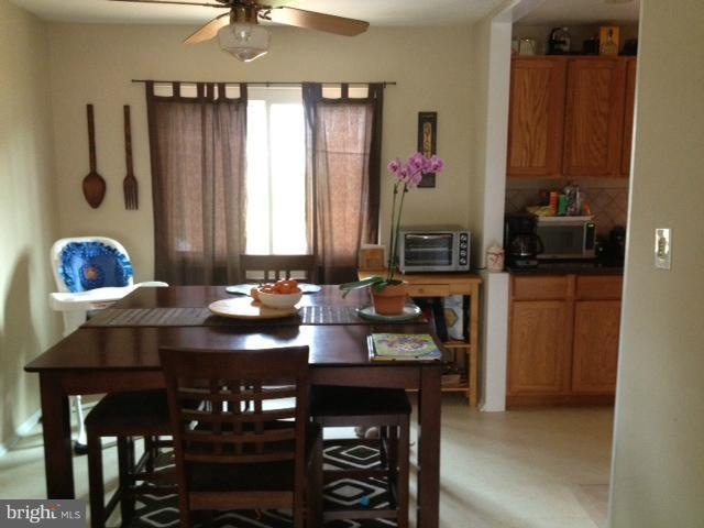 202 Woodland Rd, Gaithersburg, MD 20877 - photo 1