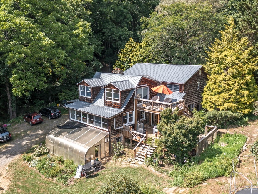 770 Briar Ridge Rd, Burnsville, NC 28714 - photo 1