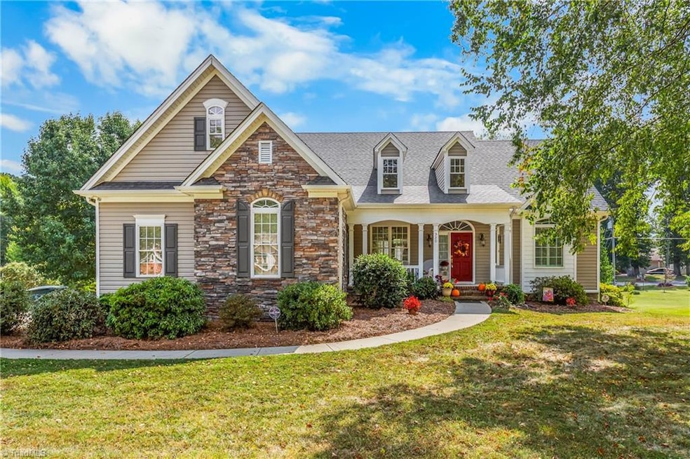 Sold $435,000 • Co-Listing Agent