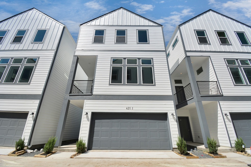 420 Janisch Rd unit F, Houston, TX 77018 - photo 1