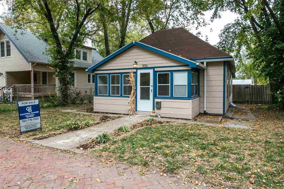 906 Colorado St, Manhattan, KS 66502 - photo 1