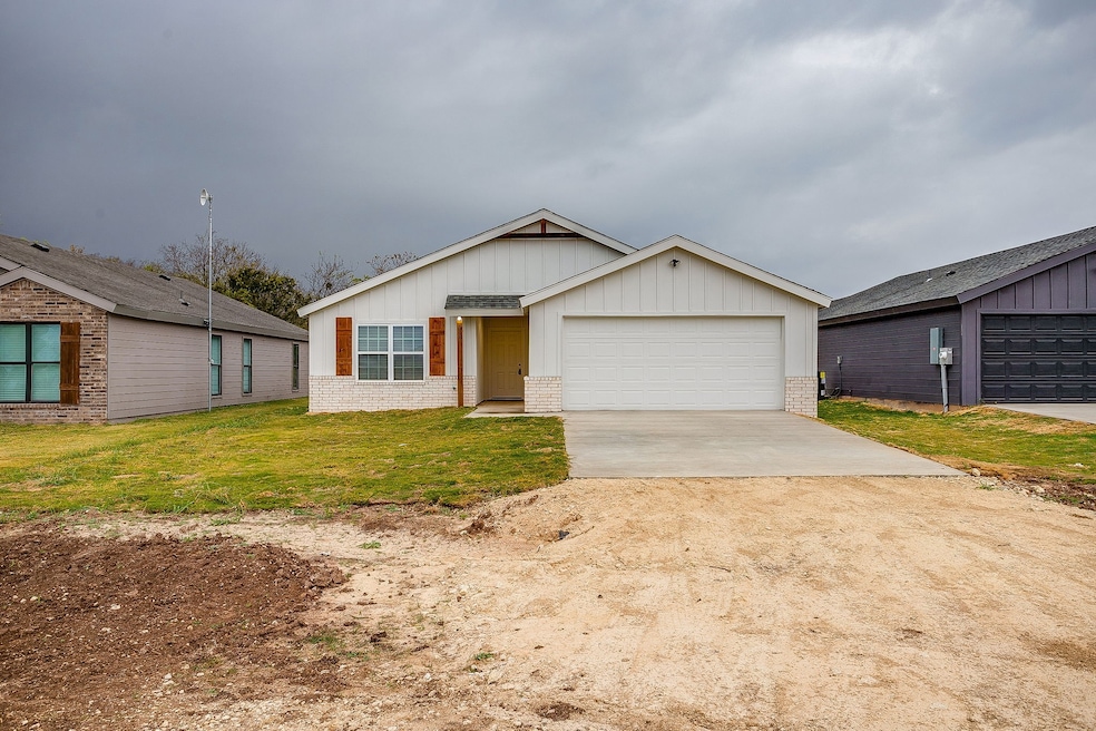 For Rent $1,550/month • Co-Listing Agent