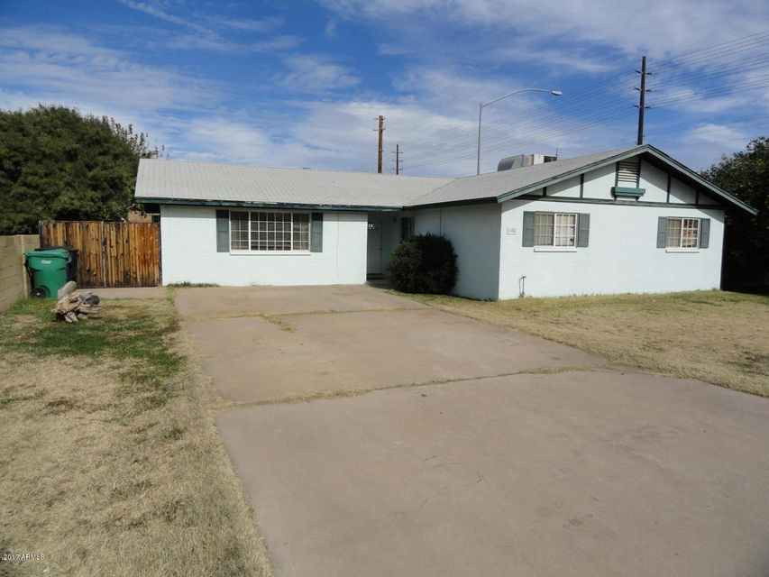 1160 E 8th St. Front View