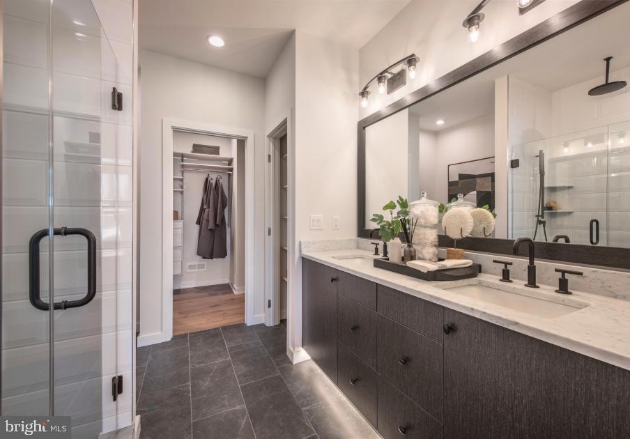 For Sale $708,827 • Co-Listing Agent